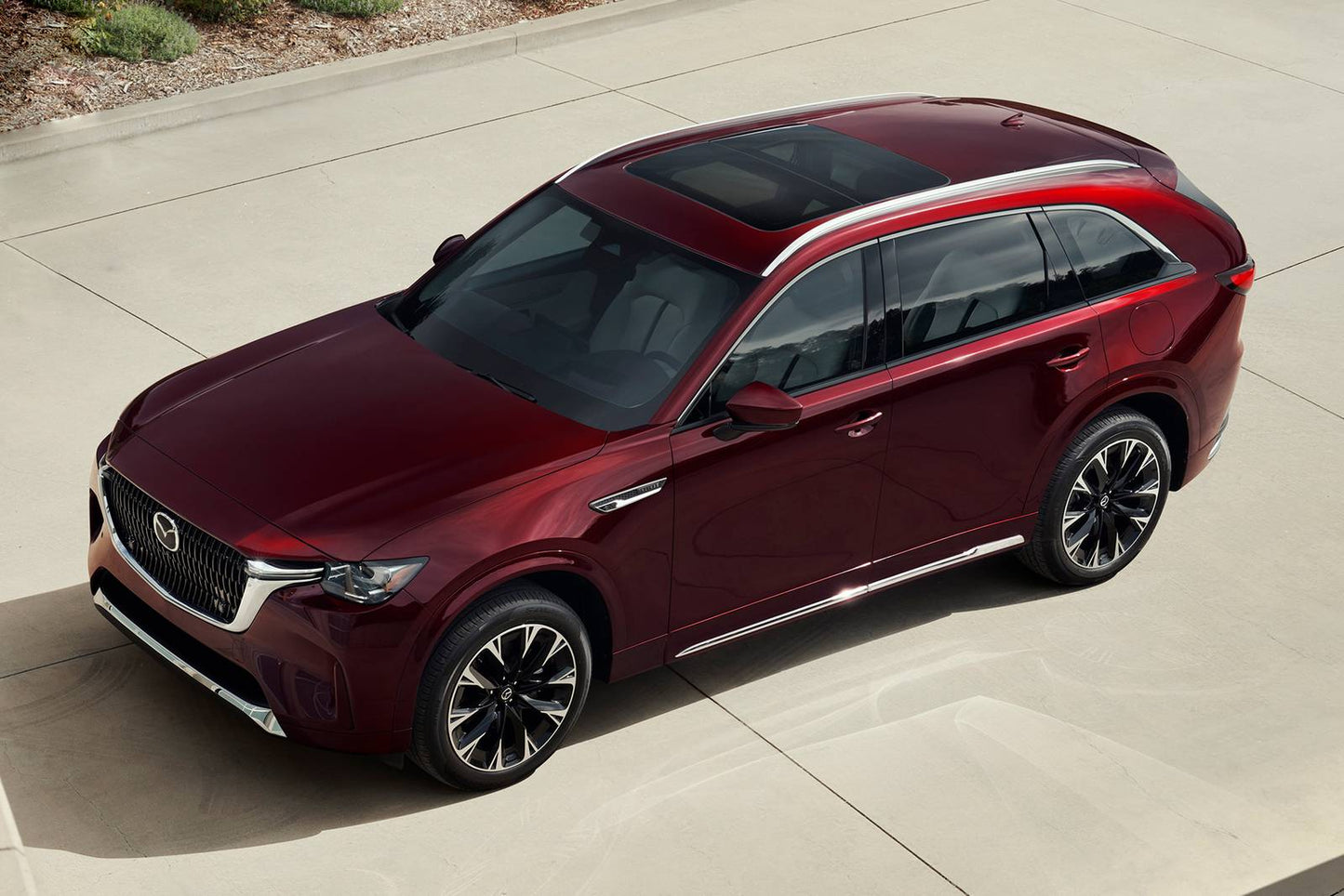 2025 Mazda CX-90 PHEV Premium Sport 4dr SUV AWD (2.5L 4cyl gas/electric plug-in hybrid 8A)