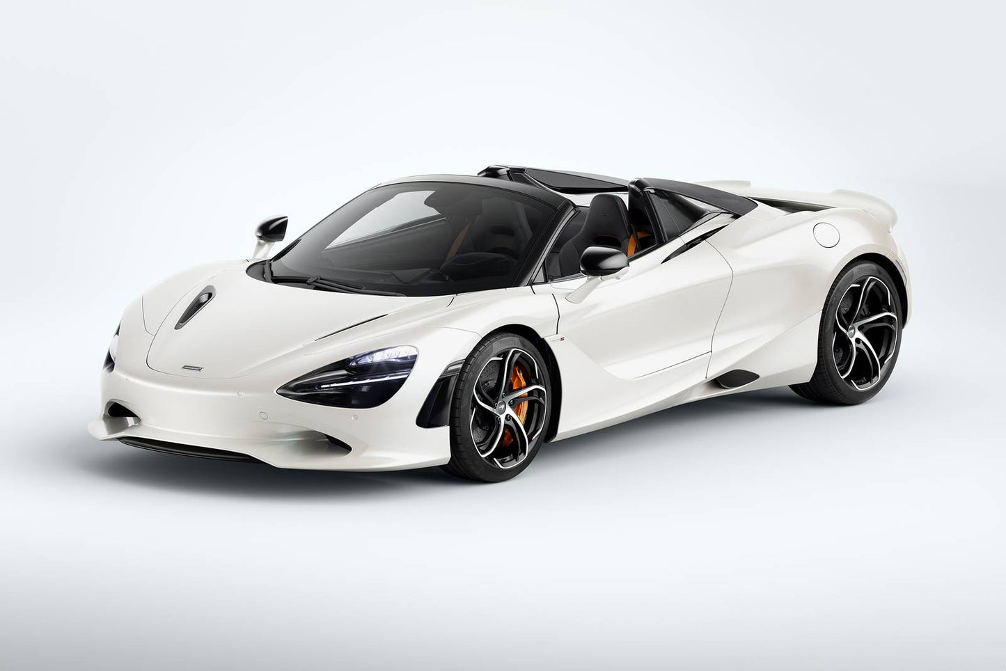 2025 McLaren 750S Spider 2dr Convertible (4.0L 8cyl Turbo 7AM)