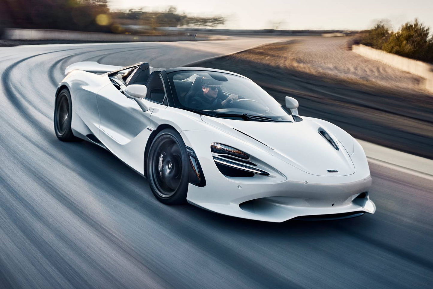 2025 McLaren 750S Spider 2dr Convertible (4.0L 8cyl Turbo 7AM)