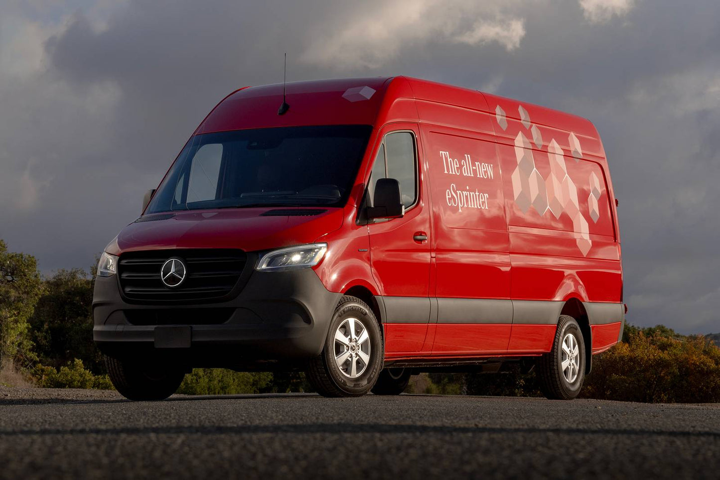 2025 Mercedes-Benz eSprinter 2500 144" WB Cargo 3dr Van w/High Output Motor (electric DD)