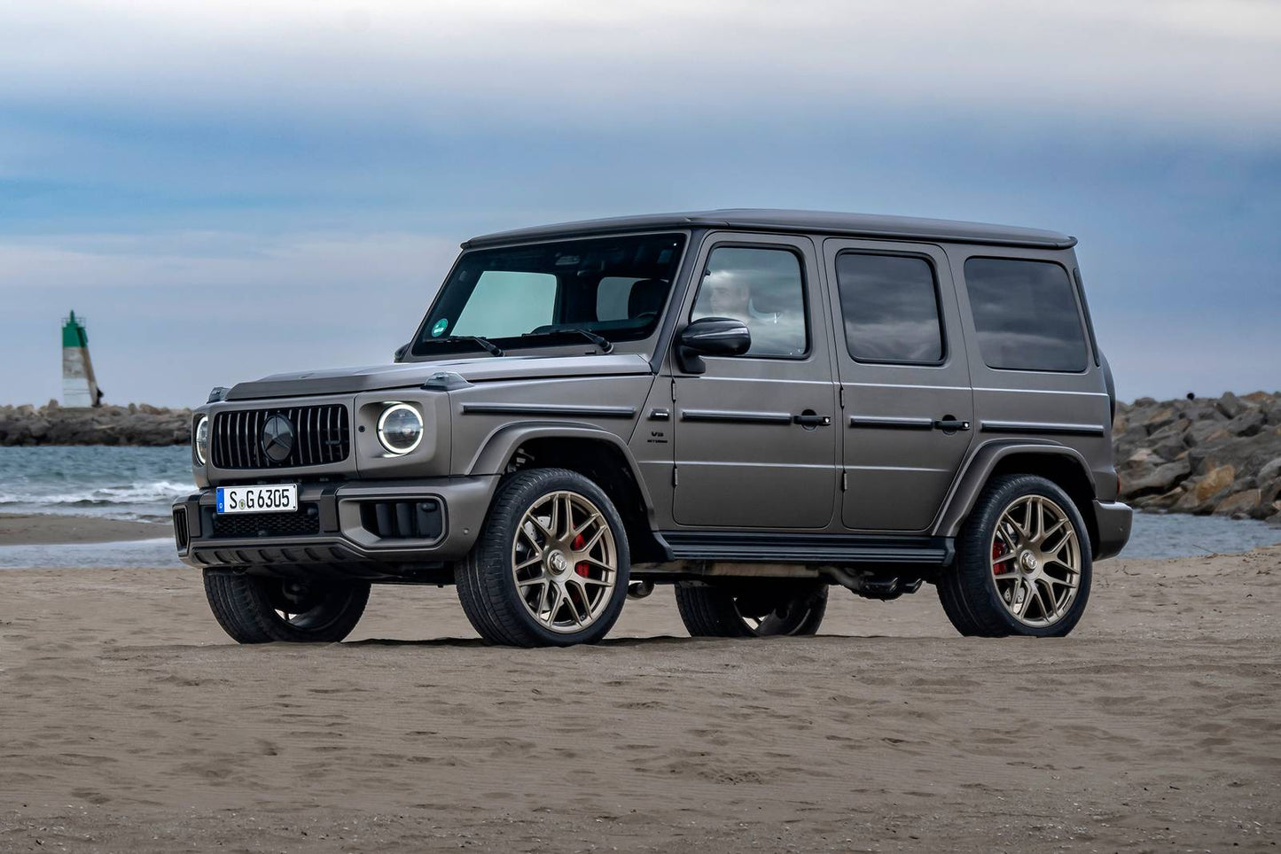2025 Mercedes-Benz G-Class G 550 4dr SUV 4WD (3.0L 6cyl Twincharger gas/electric mild hybrid 9A)