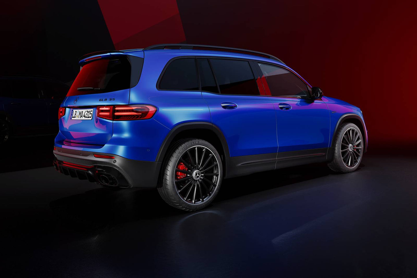 2025 Mercedes-Benz GLB-Class AMG GLB 35 4dr SUV AWD (2.0L 4cyl Turbo gas/electric mild hybrid 8AM)