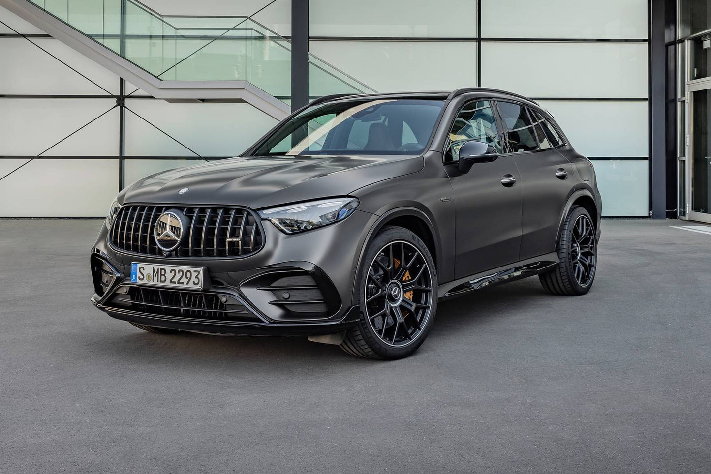 2025 Mercedes-Benz GLC-Class GLC 300 4dr SUV (2.0L 4cyl Turbo gas/electric mild hybrid 9A)