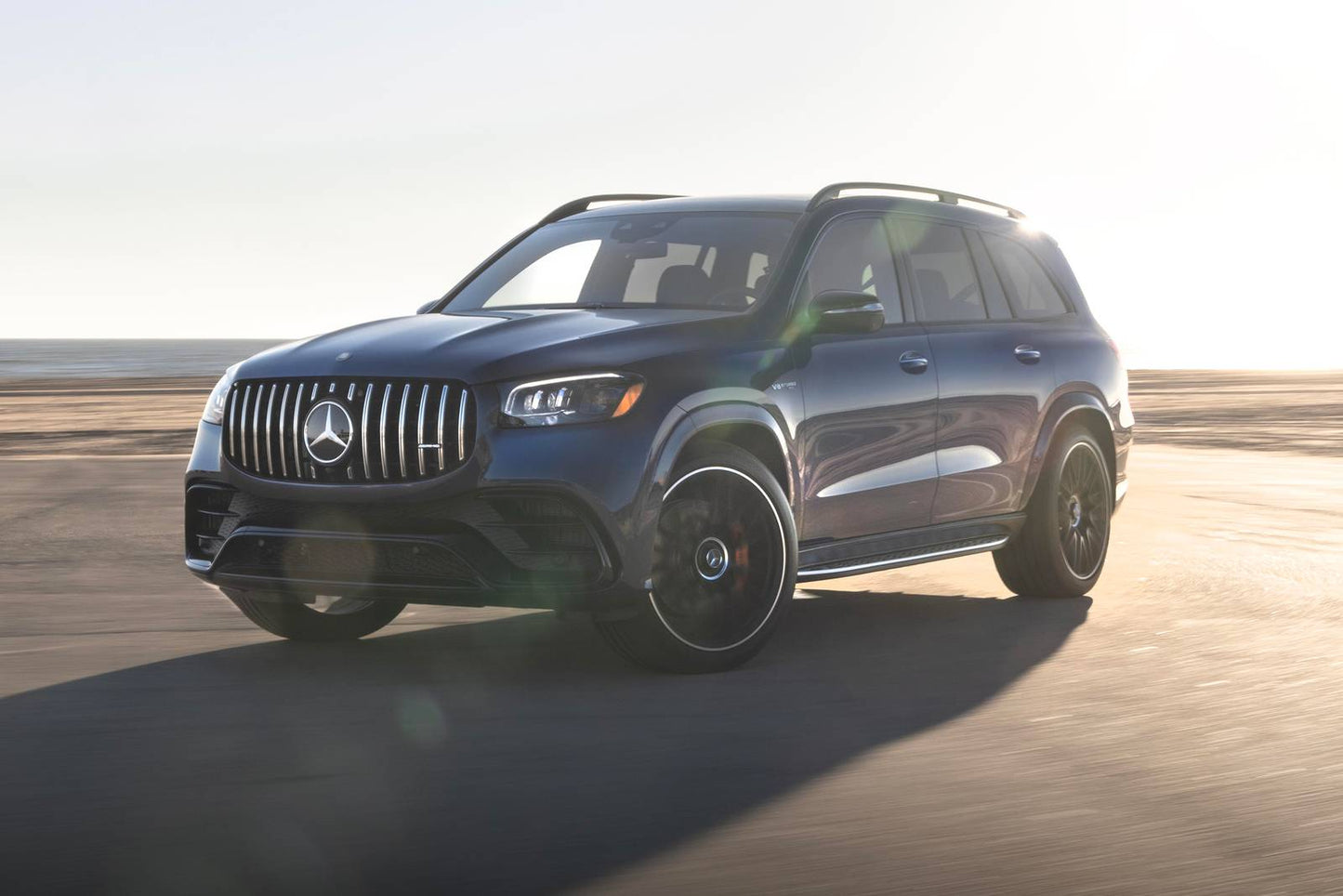 2025 Mercedes-Benz GLS-Class AMG GLS 63 4dr SUV AWD (4.0L 8cyl Turbo gas/electric mild hybrid 9A)