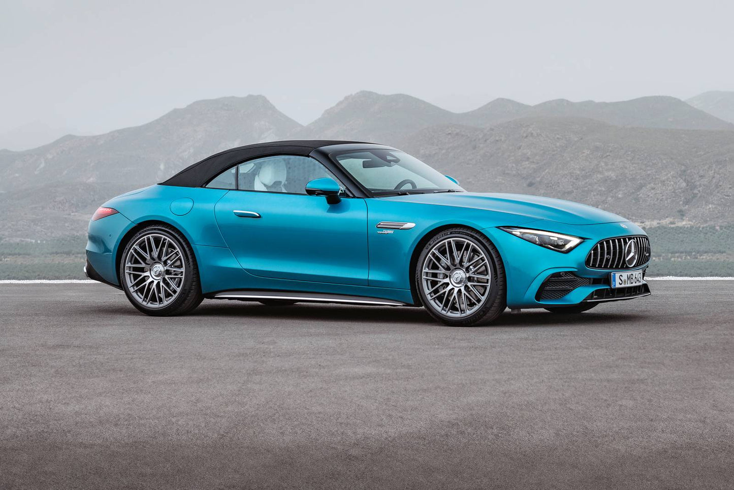 2025 Mercedes-Benz SL-Class AMG SL 63 S E PERFORMANCE 2dr Convertible AWD (4.0L 8cyl Turbo gas/electric plug-in hybrid 9A)