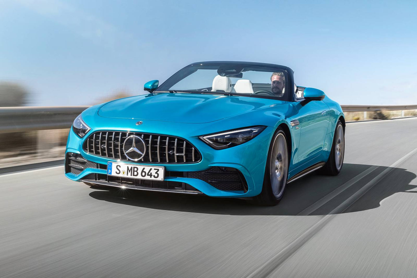 2025 Mercedes-Benz SL-Class AMG SL 63 S E PERFORMANCE 2dr Convertible AWD (4.0L 8cyl Turbo gas/electric plug-in hybrid 9A)