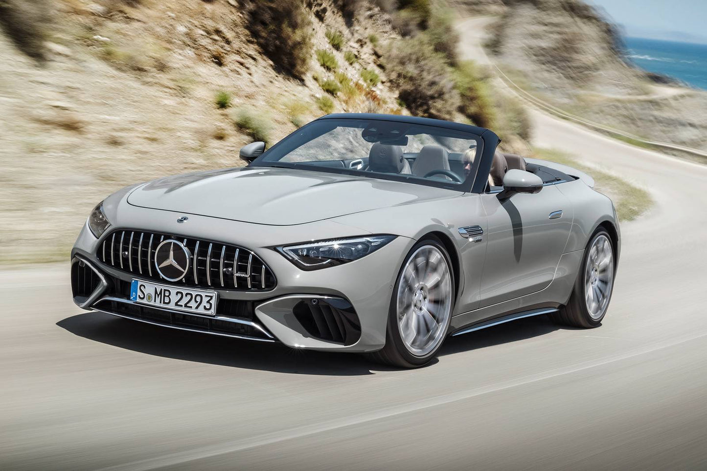 2025 Mercedes-Benz SL-Class AMG SL 63 S E PERFORMANCE 2dr Convertible AWD (4.0L 8cyl Turbo gas/electric plug-in hybrid 9A)