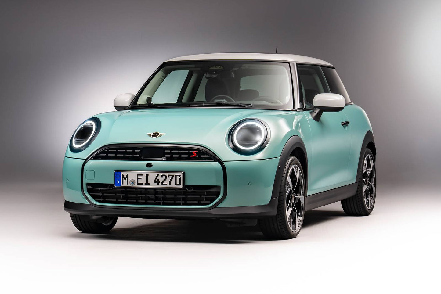 2025 MINI Cooper S Iconic 2dr Hatchback (2.0L 4cyl Turbo 7AM)