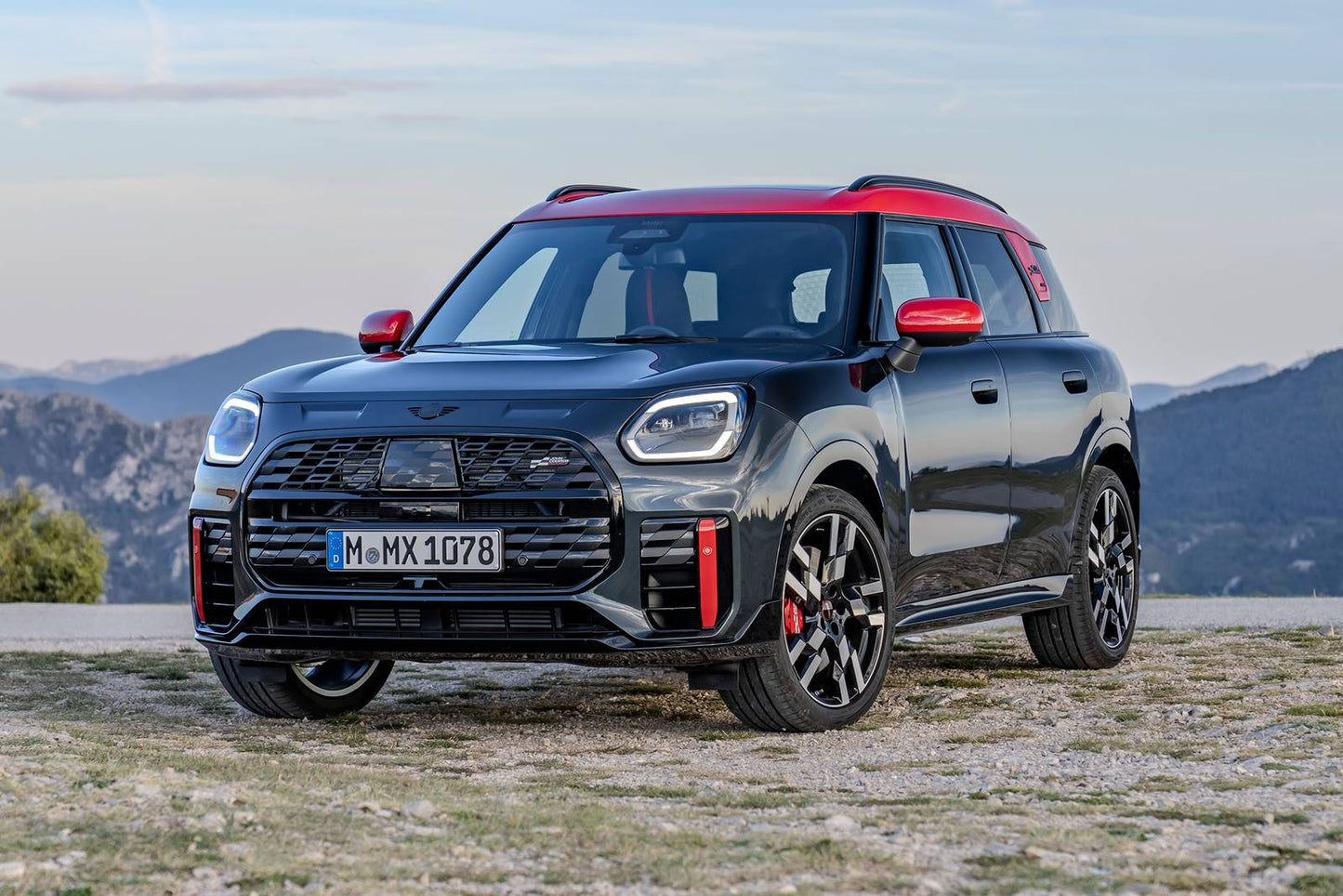 2025 MINI Countryman SE ALL4 Signature Plus 4dr SUV AWD (electric DD)