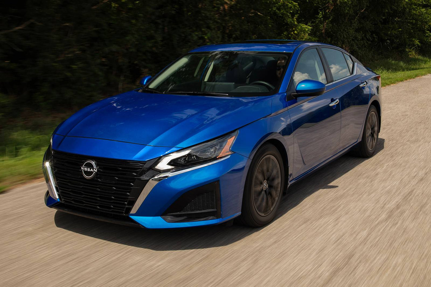 2025 Nissan Altima 2.5 SR 4dr Sedan (2.5L 4cyl CVT)