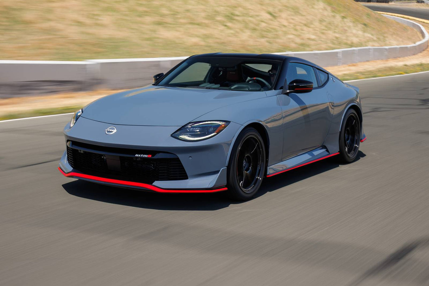 2025 Nissan Z Performance 2dr Coupe (3.0L 6cyl Turbo 9A)