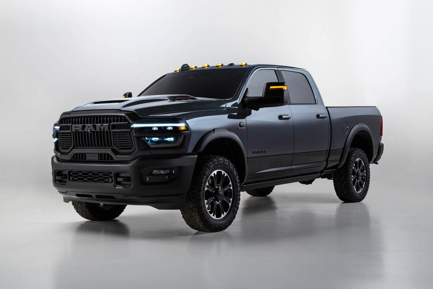 2025 Ram 2500 Laramie 4dr Crew Cab SB (6.4L 8cyl 8A)