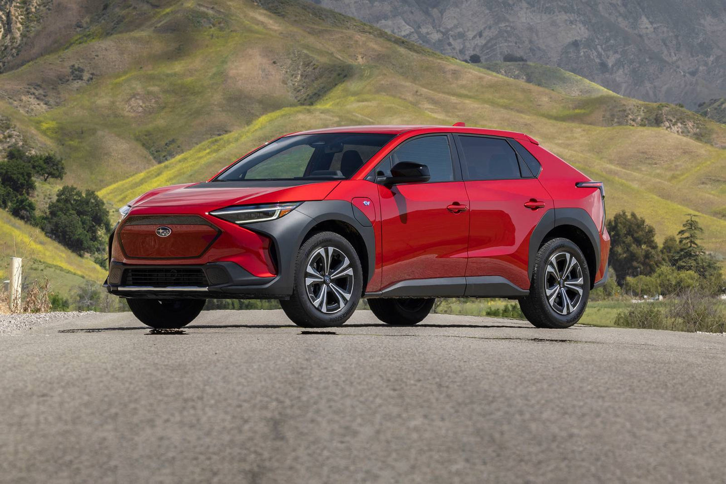 2025 Subaru Solterra Touring 4dr SUV AWD (electric DD)