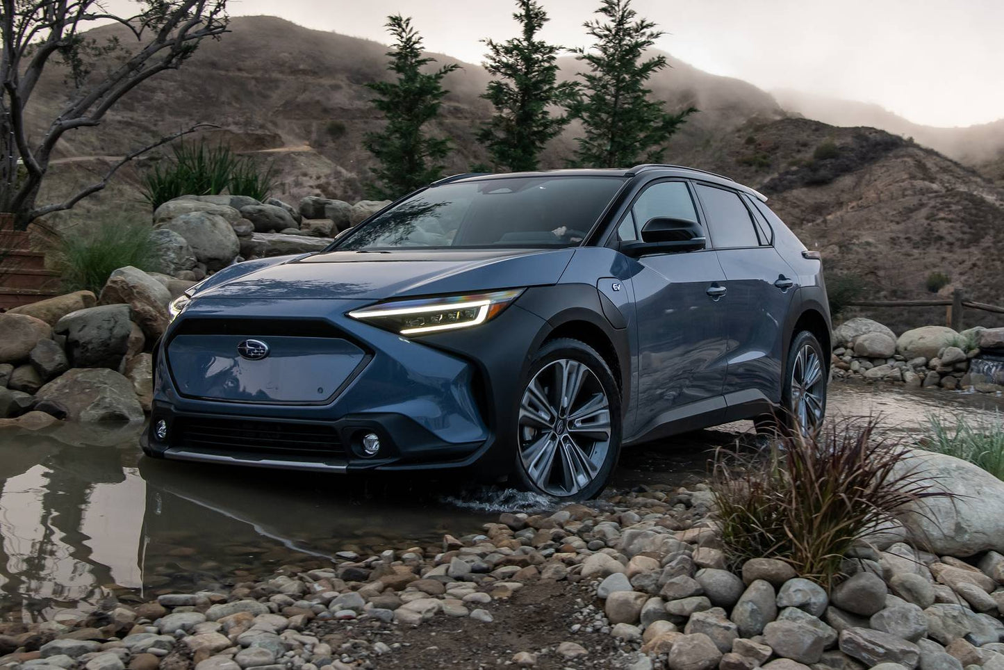 2025 Subaru Solterra Premium 4dr SUV AWD (electric DD)