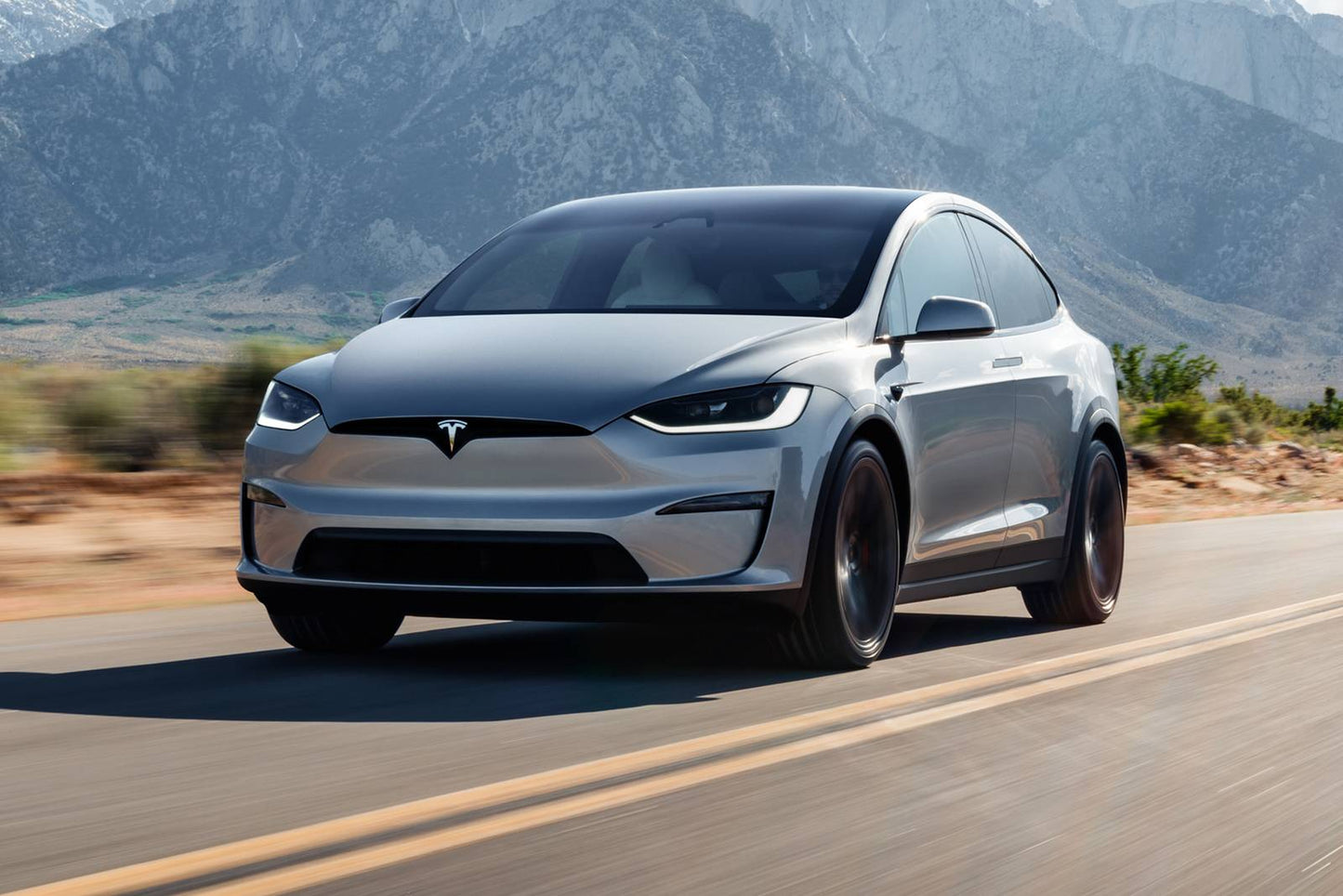 2025 Tesla Model X 4dr SUV AWD (electric DD)