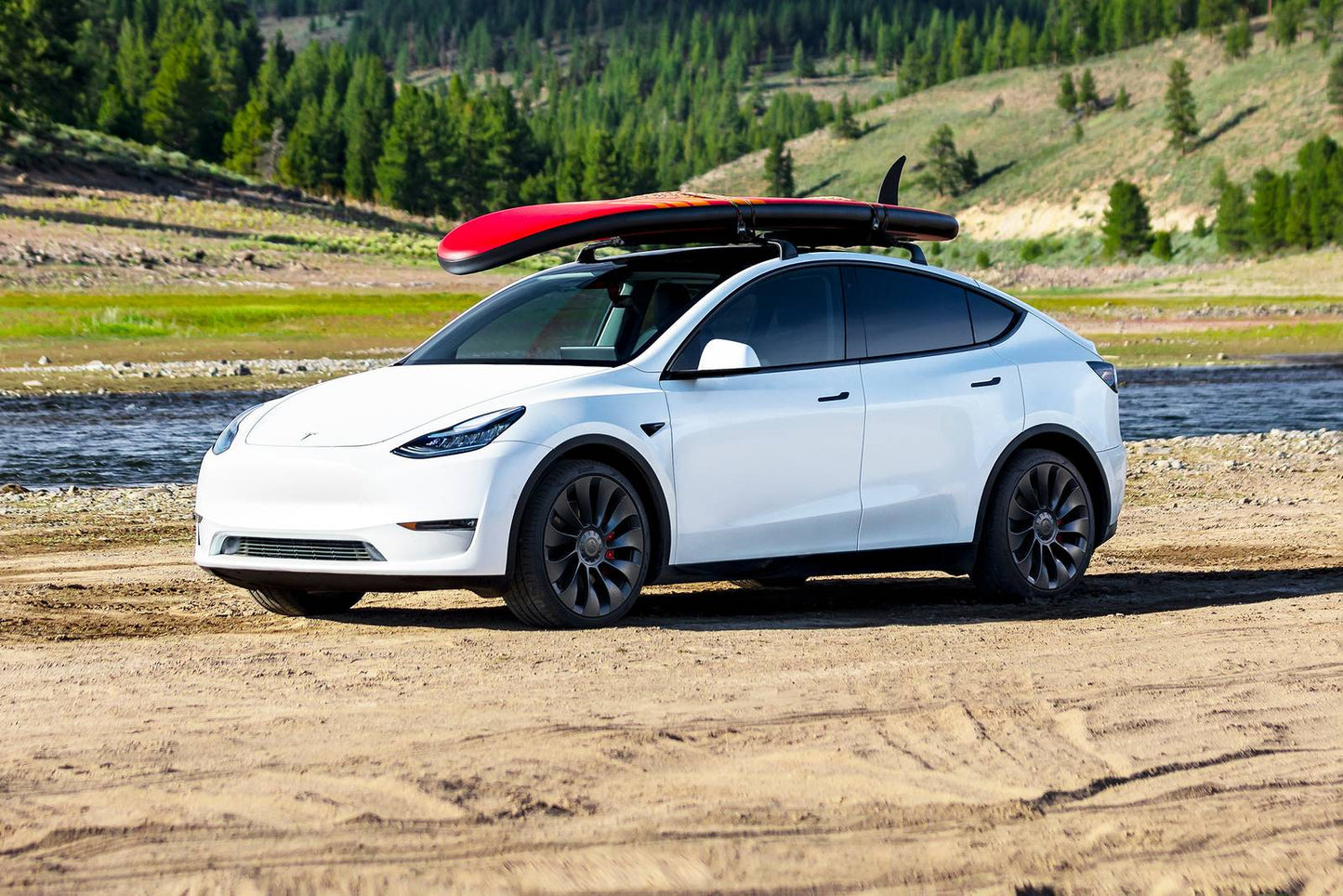 2025 Tesla Model Y Long Range 4dr SUV (electric DD)