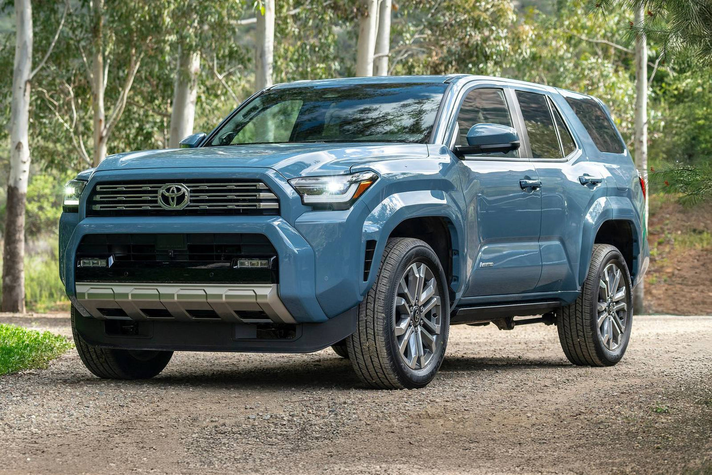 2025 Toyota 4Runner TRD Off-Road 4dr SUV 4WD (2.4L 4cyl Turbo gas/electric hybrid 8A)
