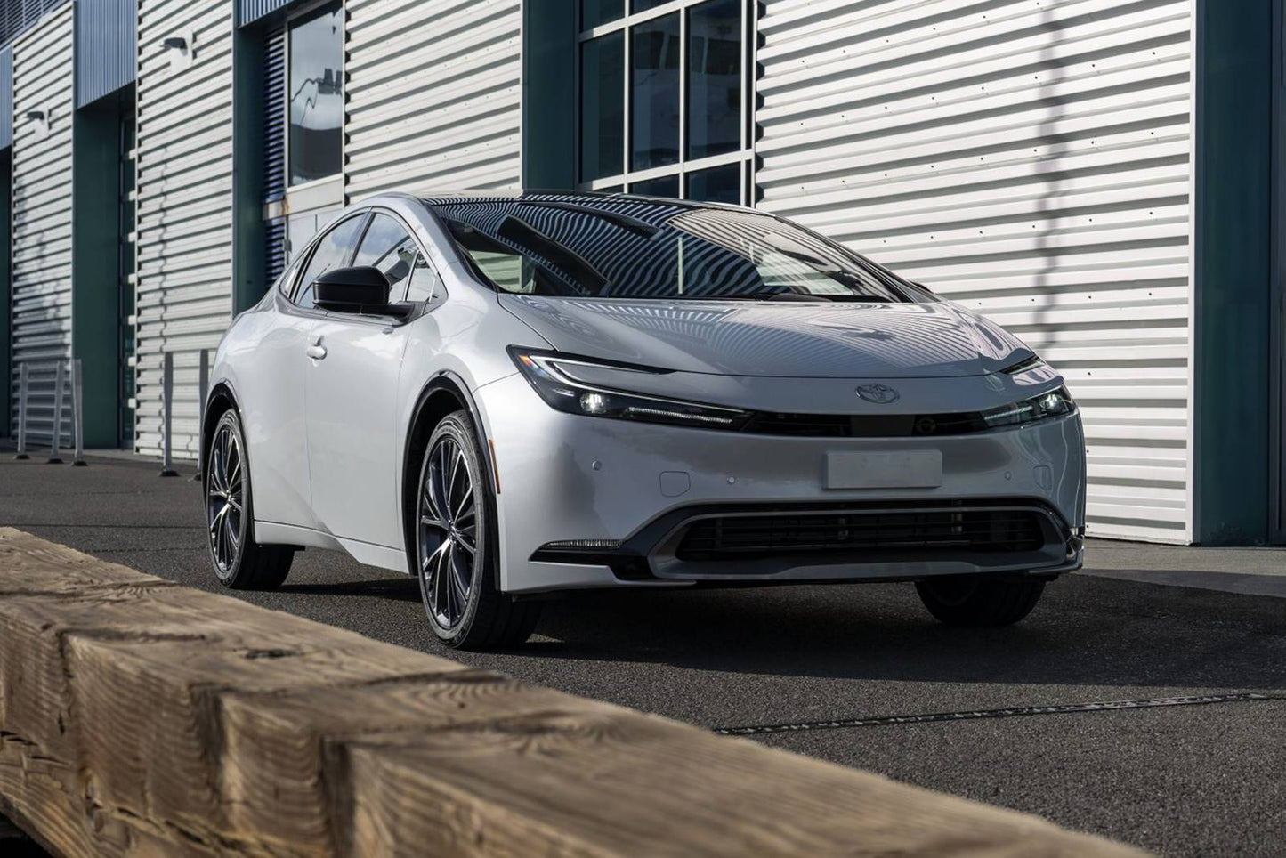 2025 Toyota Prius Nightshade 4dr Hatchback (2.0L 4cyl gas/electric hybrid CVT)