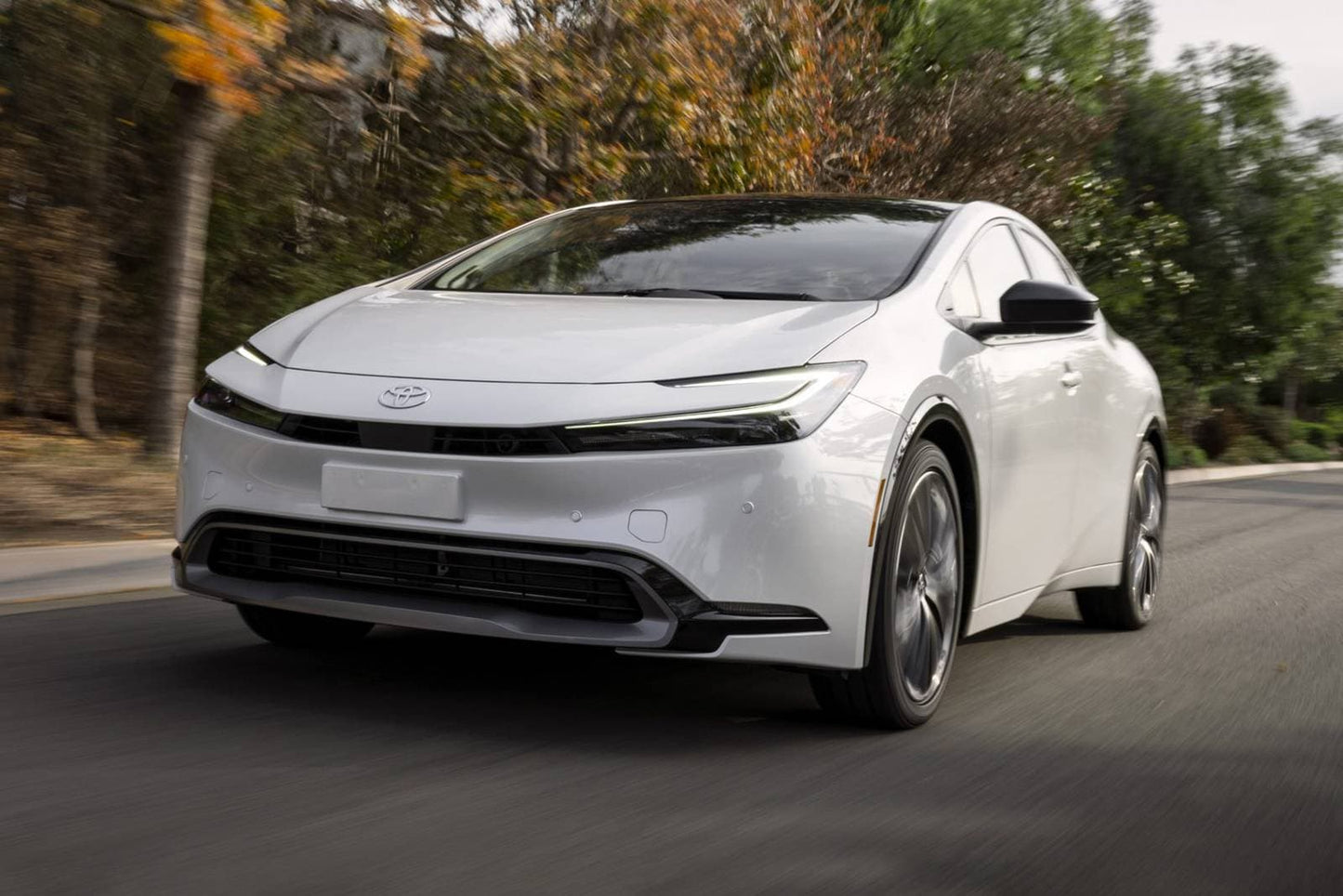 2025 Toyota Prius LE 4dr Hatchback (2.0L 4cyl gas/electric hybrid CVT)