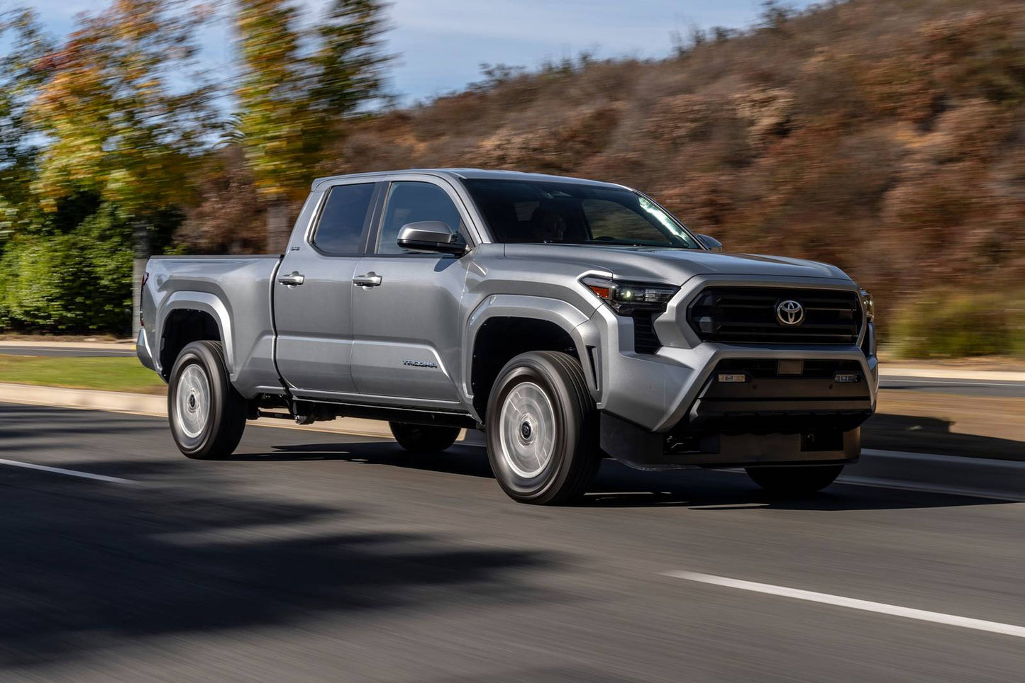 2025 Toyota Tacoma TRD Sport 4dr Double Cab 4WD 5.0 ft. SB (2.4L 4cyl Turbo gas/electric hybrid 8A)