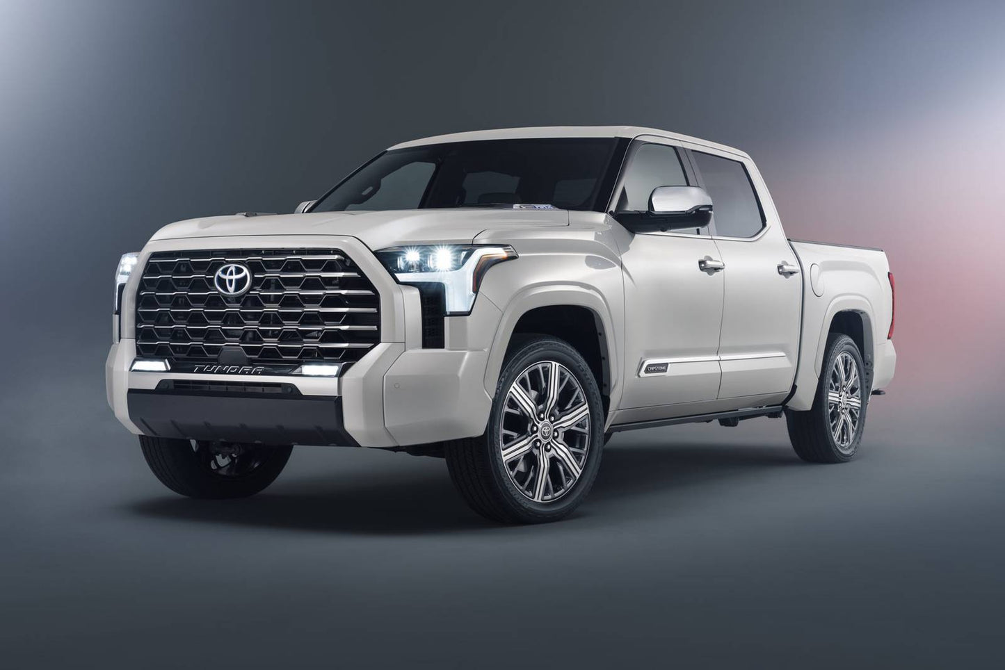 2025 Toyota Tundra 1794 Edition 4dr CrewMax 4WD SB w/6.5' Bed (3.4L 6cyl Turbo gas/electric hybrid 10A)