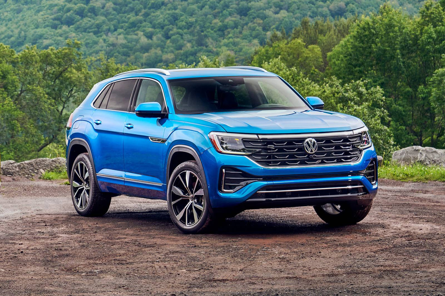 2025 Volkswagen Atlas Cross Sport SEL Premium R-Line 4dr SUV AWD (2.0L 4cyl Turbo 8A)