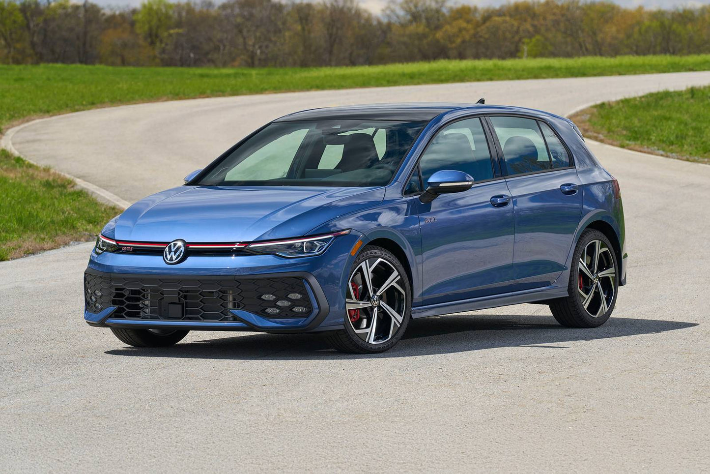 2025 Volkswagen Golf GTI SE 4dr Hatchback (2.0L 4cyl Turbo 7AM)