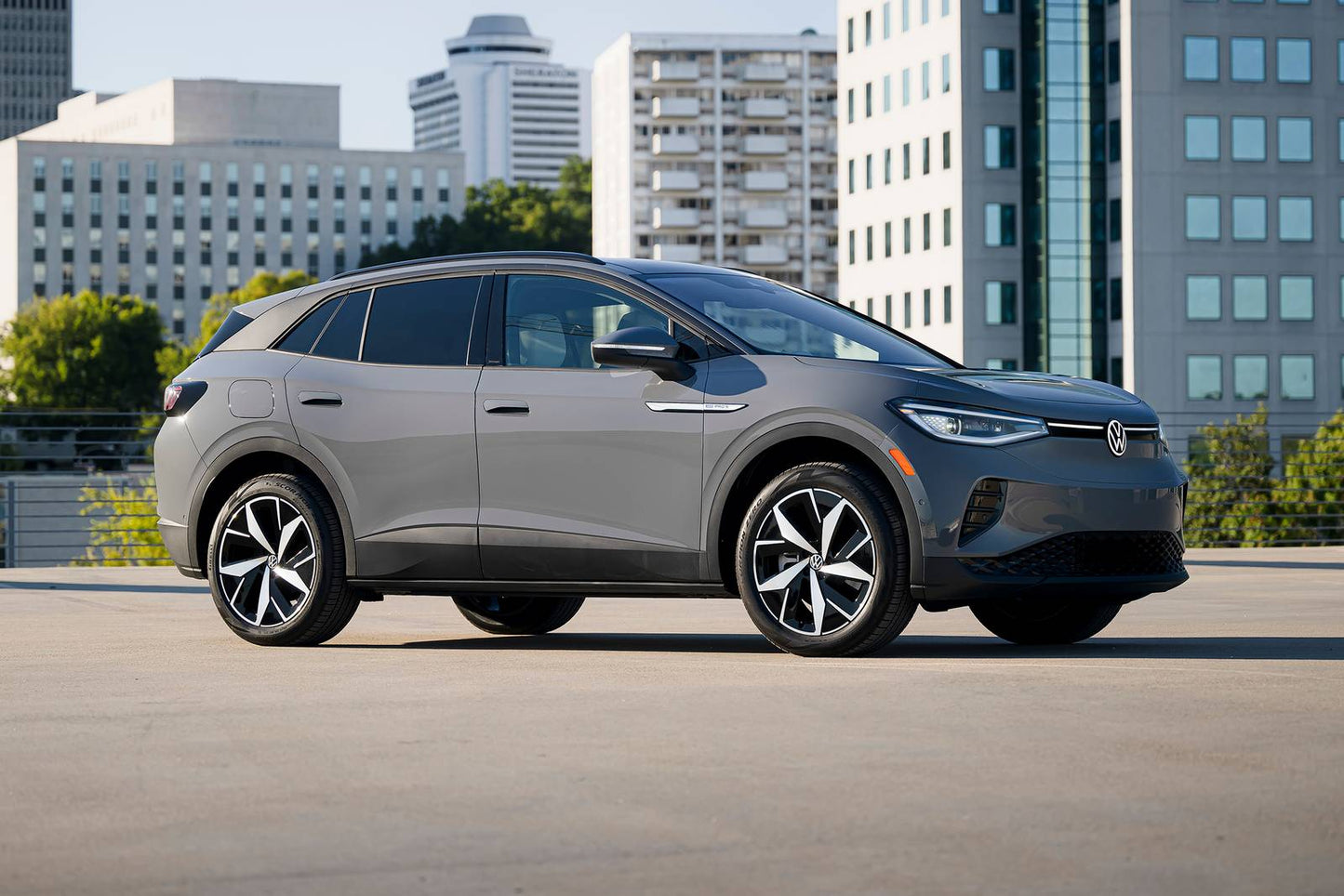 2025 Volkswagen ID.4 Pro 4dr SUV (electric DD)