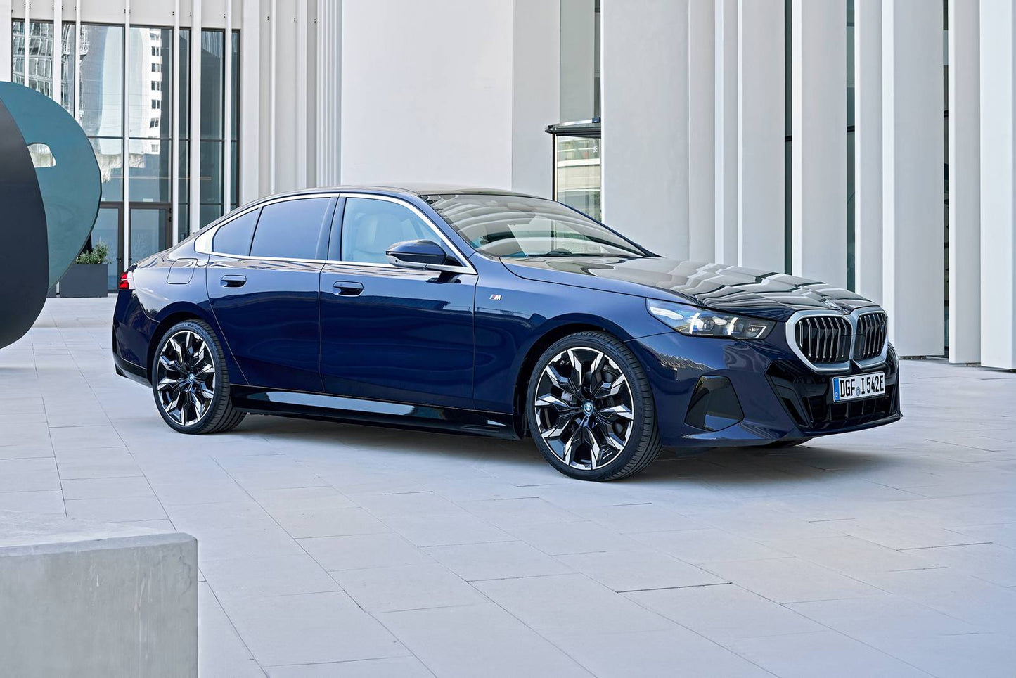 2026 BMW i5 xDrive40 4dr Sedan AWD (electric DD)