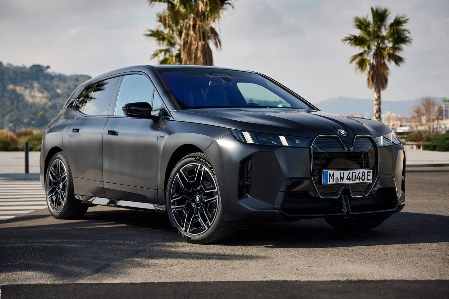 2026 BMW iX M70 4dr SUV AWD (electric DD)