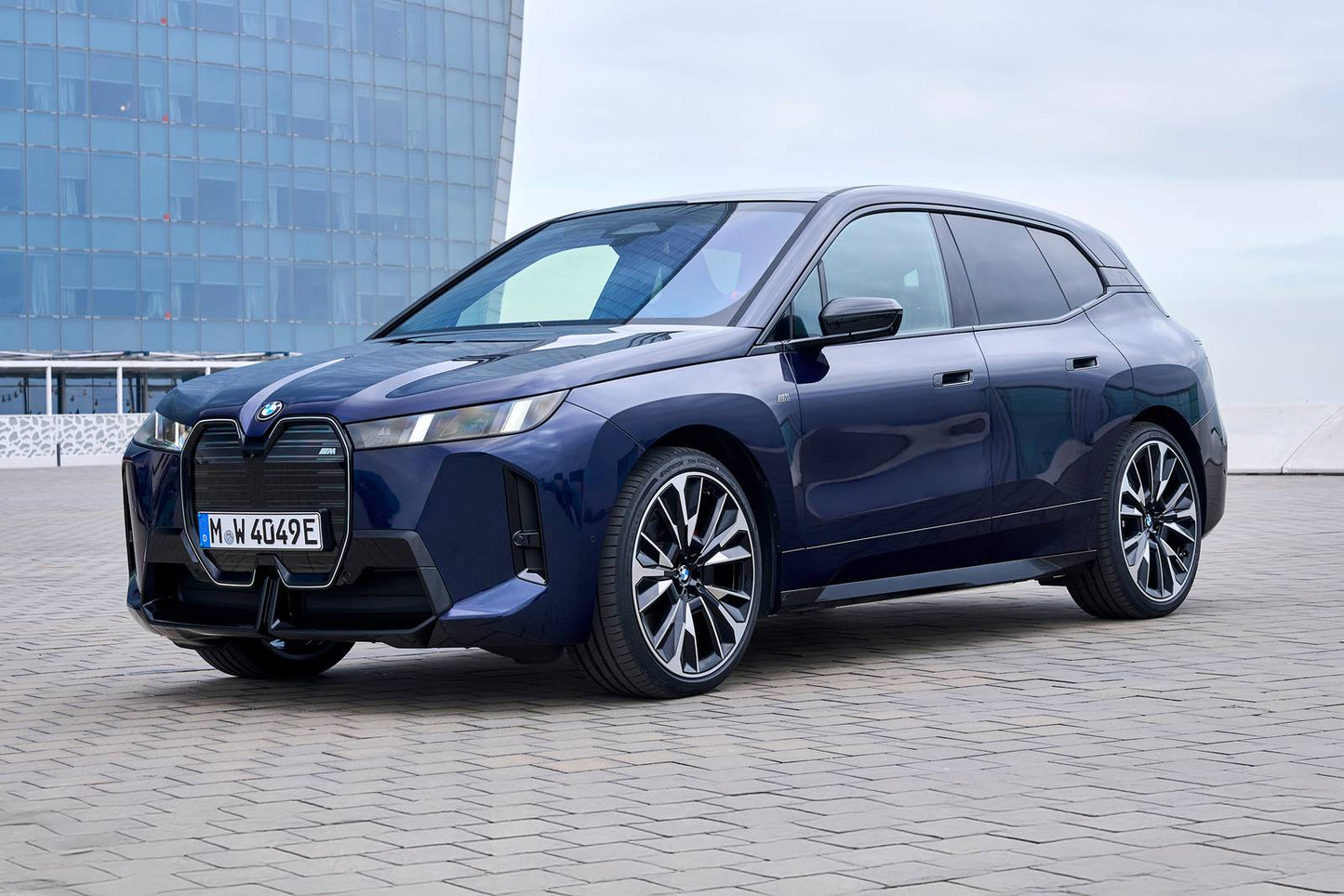 2026 BMW iX xDrive45 4dr SUV AWD (electric DD)