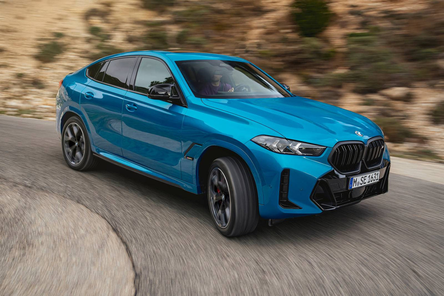 2026 BMW X6 xDrive40i 4dr SUV AWD (3.0L 6cyl Turbo gas/electric mild hybrid 8A)