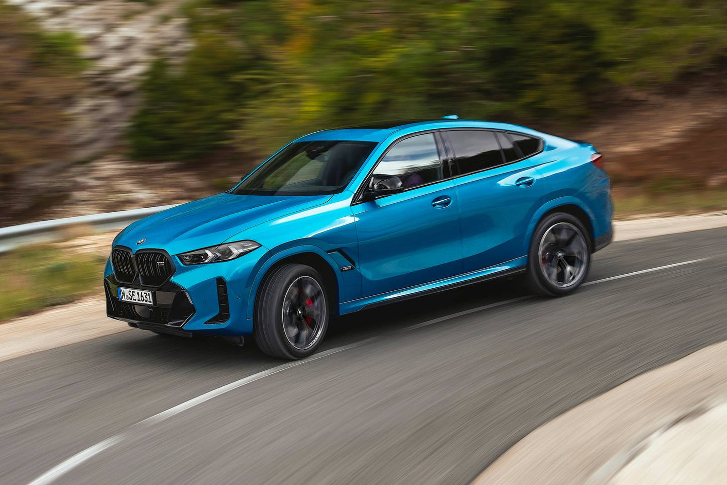 2026 BMW X6 xDrive40i 4dr SUV AWD (3.0L 6cyl Turbo gas/electric mild hybrid 8A)