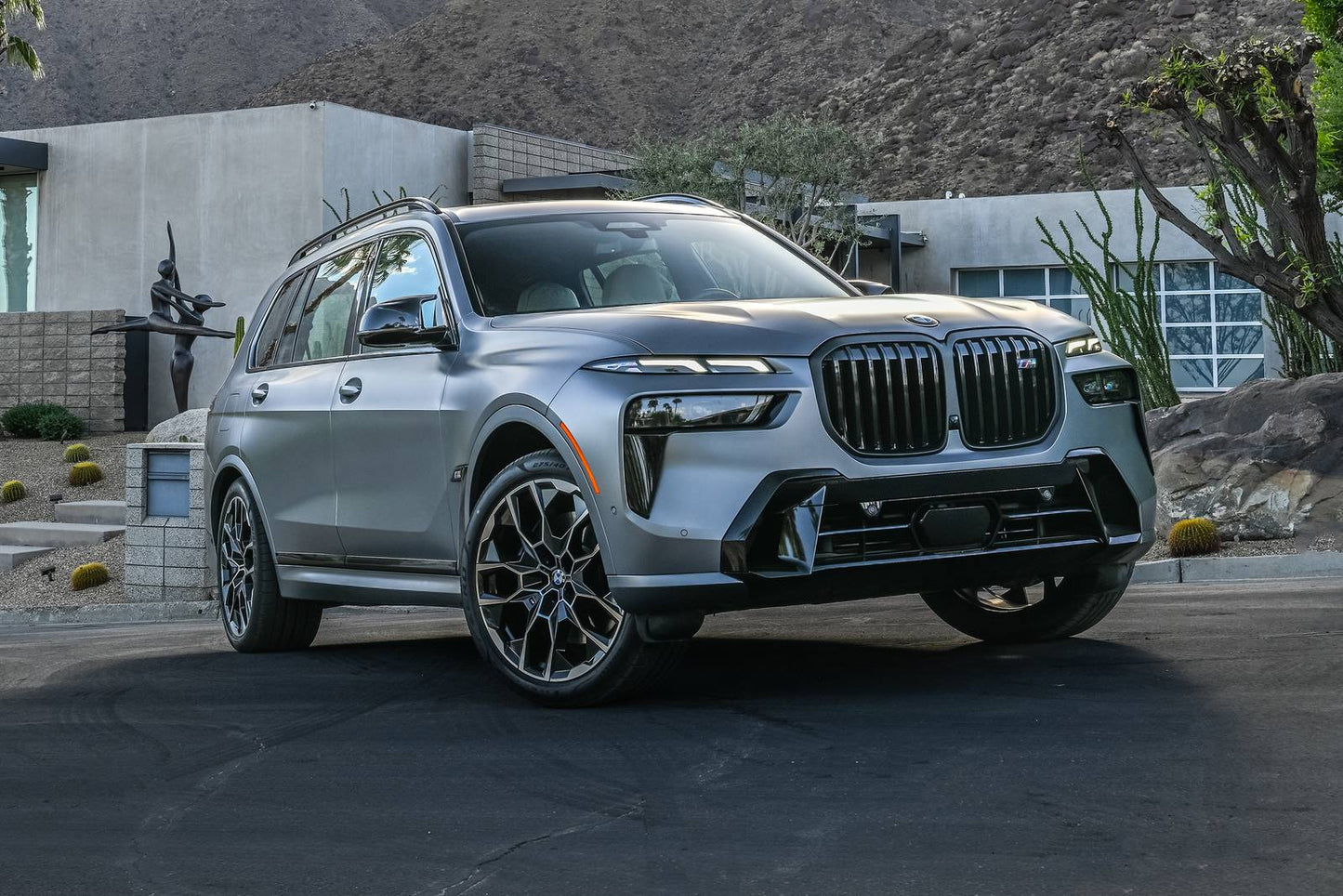 2026 BMW X7 xDrive40i 4dr SUV AWD (3.0L 6cyl Turbo gas/electric mild hybrid 8A)