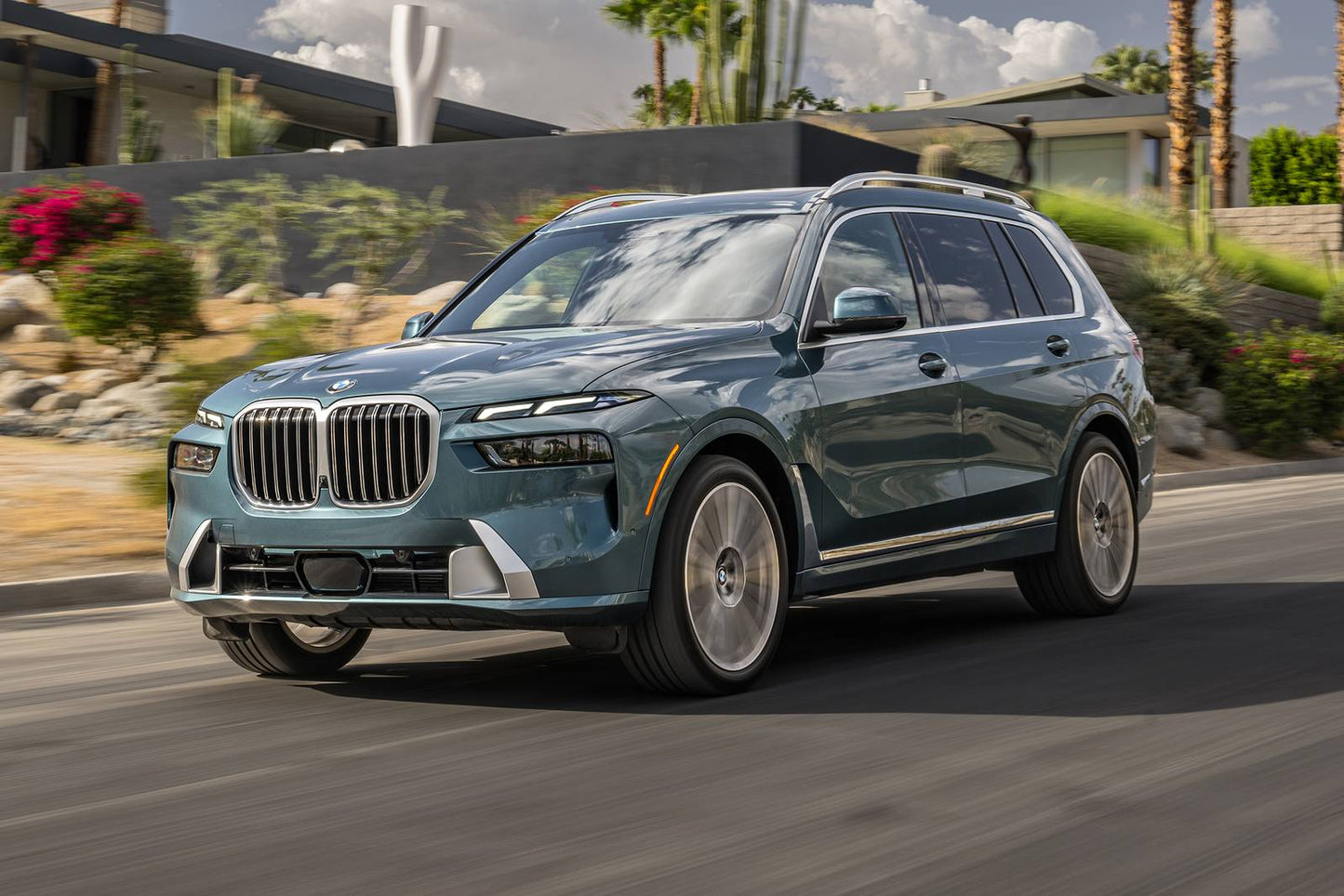 2026 BMW X7 xDrive40i 4dr SUV AWD (3.0L 6cyl Turbo gas/electric mild hybrid 8A)