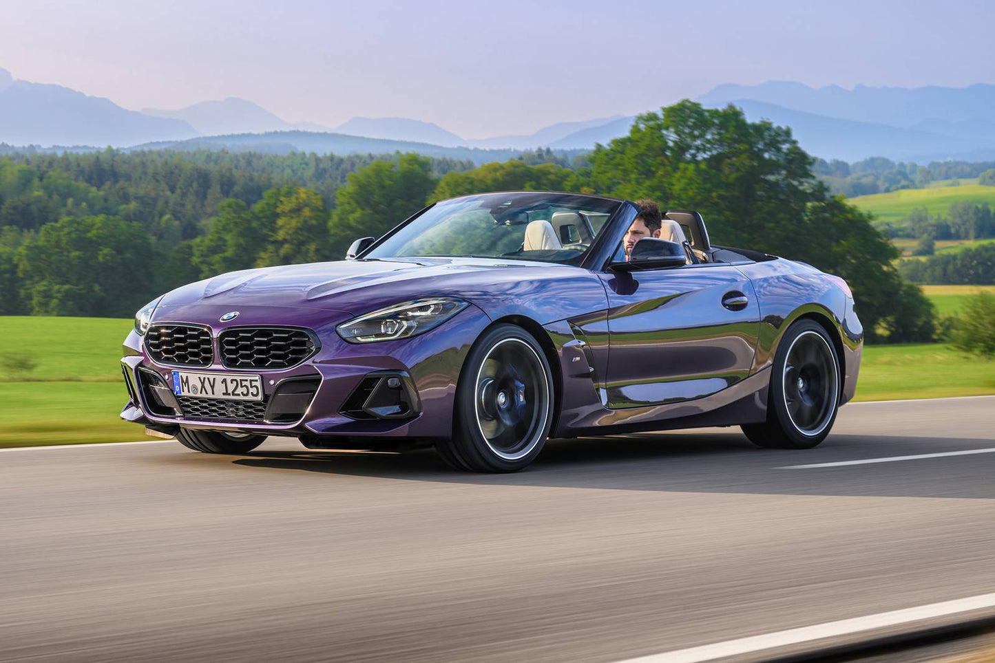 2026 BMW Z4 M40i 2dr Convertible (3.0L 6cyl Turbo 8A)