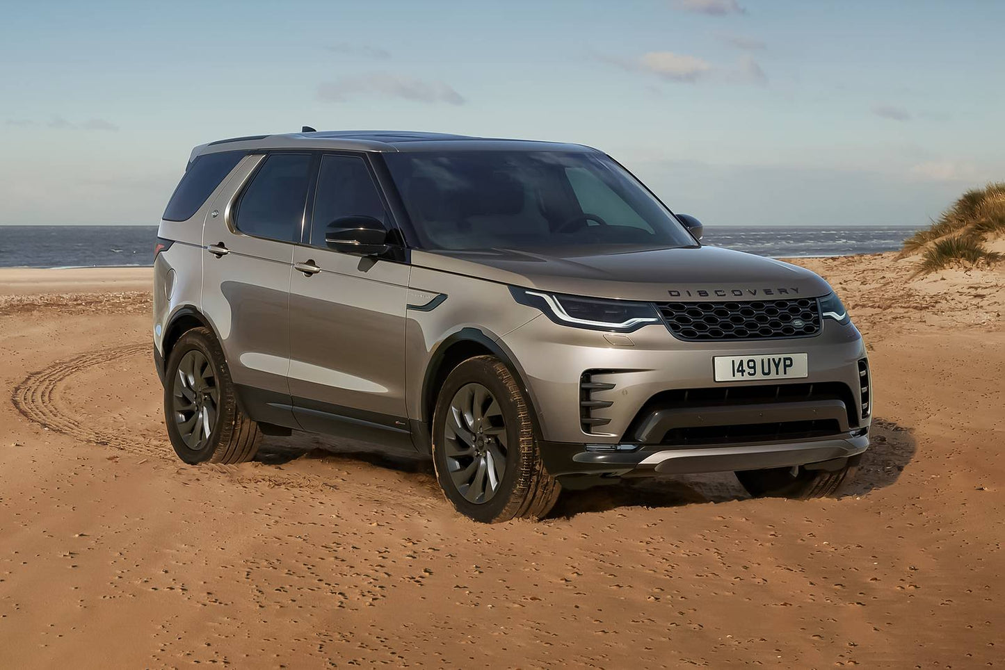 2026 Land Rover Discovery P360 Tempest Edition 4dr SUV 4WD (3.0L 6cyl Twincharger gas/electric mild hybrid 8A)