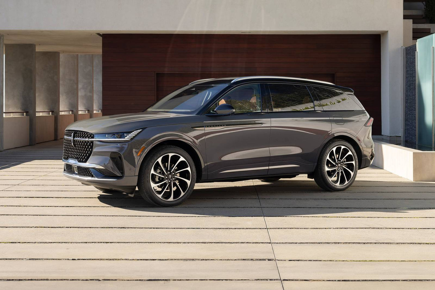 2026 Lincoln Nautilus Reserve 4dr SUV AWD (2.0L 4cyl Turbo 8A)