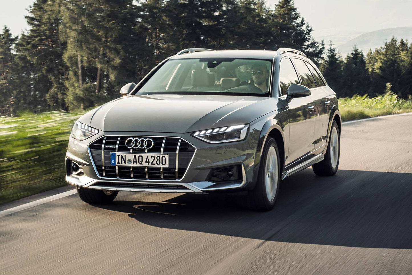 2025 Audi A4 allroad Premium 4dr Wagon AWD w/45 TFSI (2.0L 4cyl Turbo gas/electric mild hybrid 7AM)