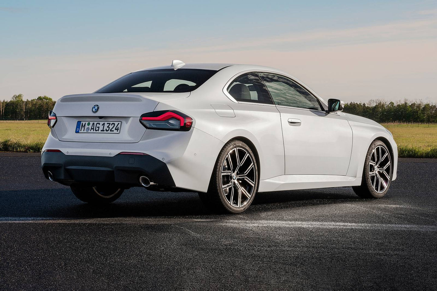 2024 BMW 2 Series 230i xDrive 2dr Coupe AWD (2.0L 4cyl Turbo 8A)