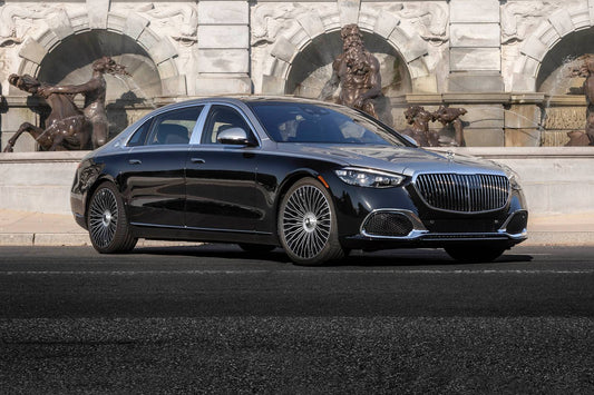 2025 Mercedes-Benz Maybach S 580 4MATIC 4dr Sedan AWD (4.0L 8cyl Turbo gas/electric mild hybrid 9A)