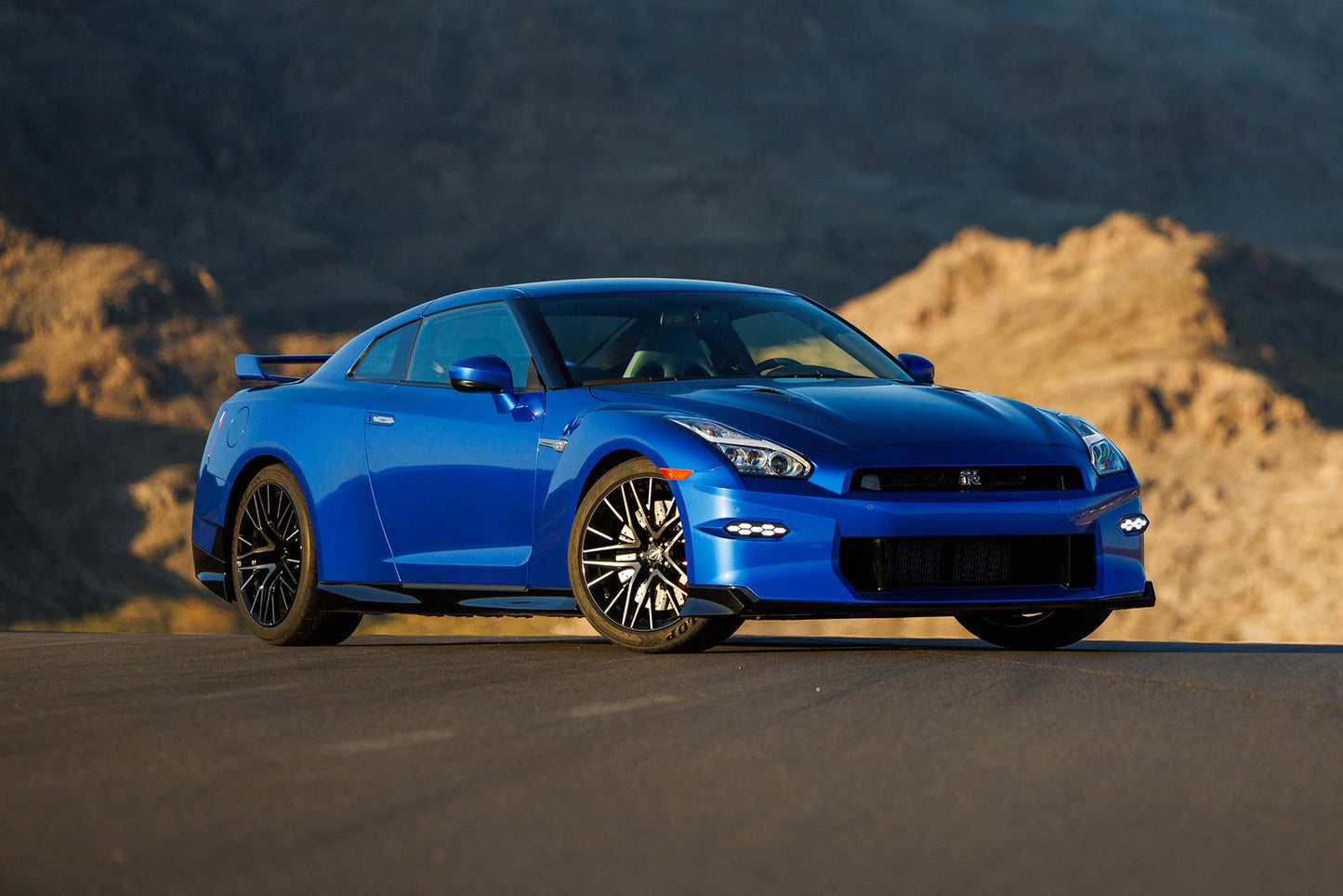 2024 Nissan GT-R Skyline Edition 2dr Coupe AWD (3.8L 6cyl Turbo 6AM)