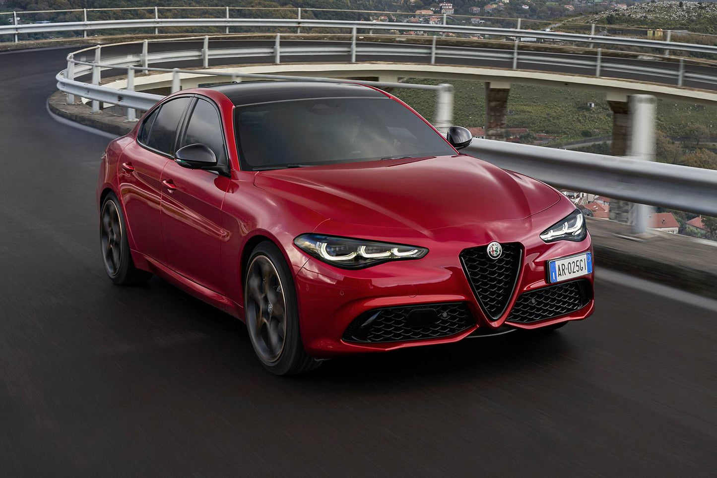 2025 Alfa Romeo Giulia Intensa 4dr Sedan (2.0L 4cyl Turbo 8A)