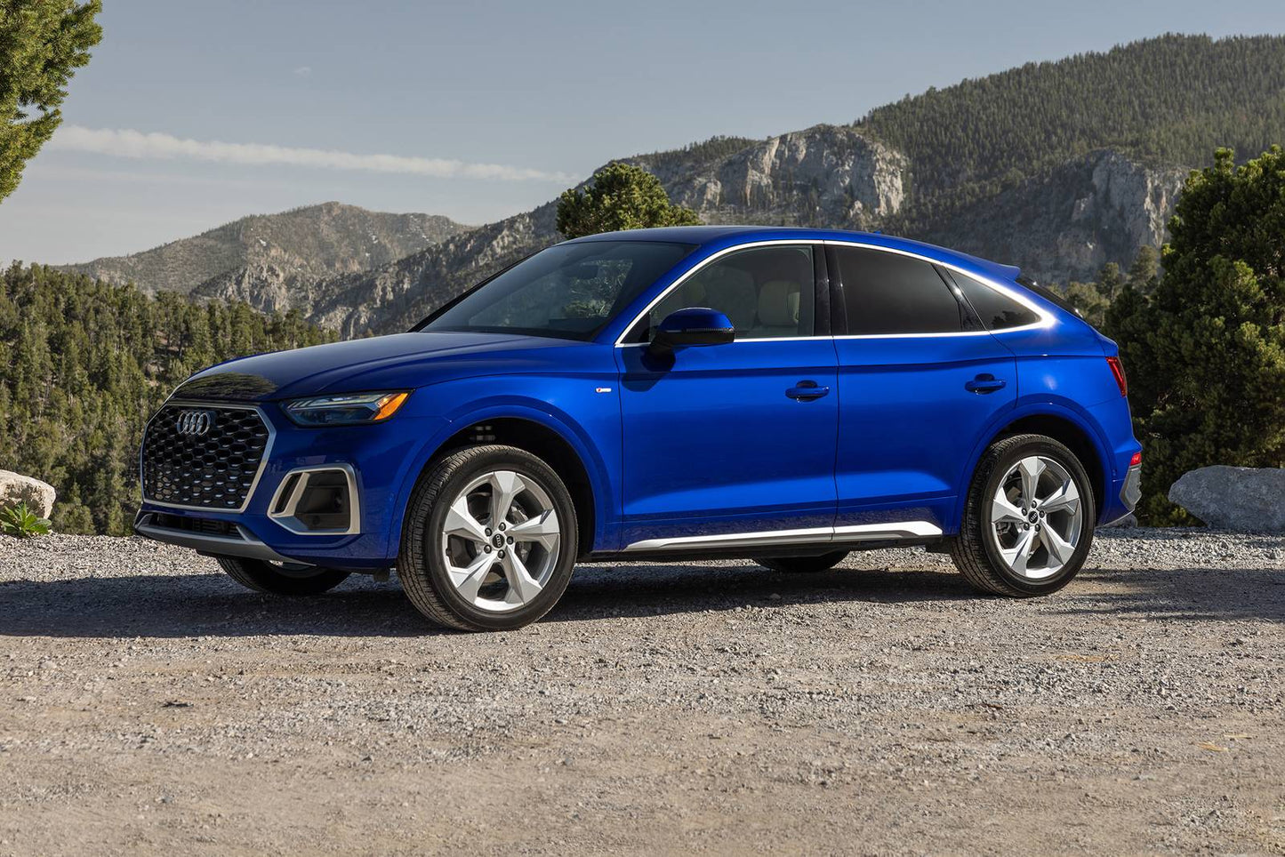 2025 Audi Q5 Sportback Premium S line 4dr SUV AWD w/45 TFSI (2.0L 4cyl Turbo gas/electric mild hybrid 7AM)