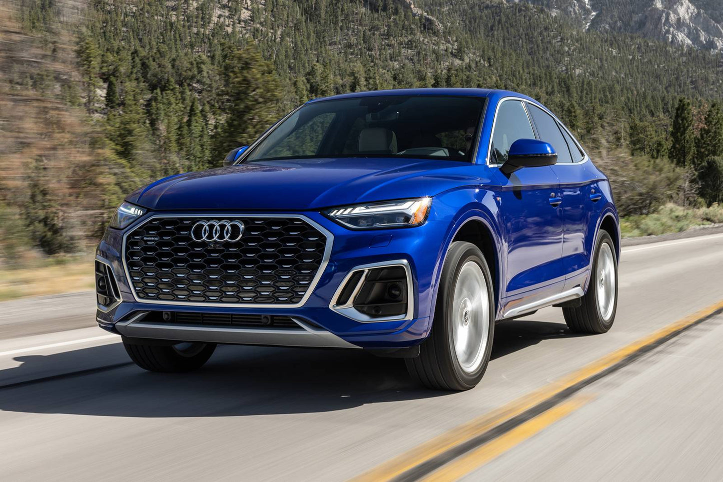 2025 Audi Q5 Sportback Premium S line 4dr SUV AWD w/45 TFSI (2.0L 4cyl Turbo gas/electric mild hybrid 7AM)