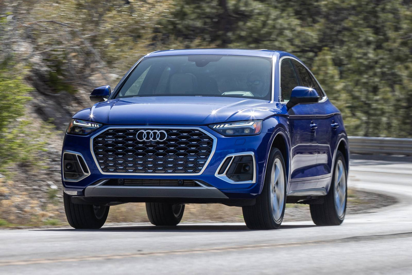 2025 Audi Q5 Sportback Premium S line 4dr SUV AWD w/45 TFSI (2.0L 4cyl Turbo gas/electric mild hybrid 7AM)