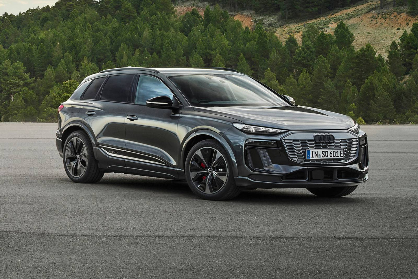 2025 Audi SQ6 e-tron Prestige 4dr SUV AWD (electric DD)