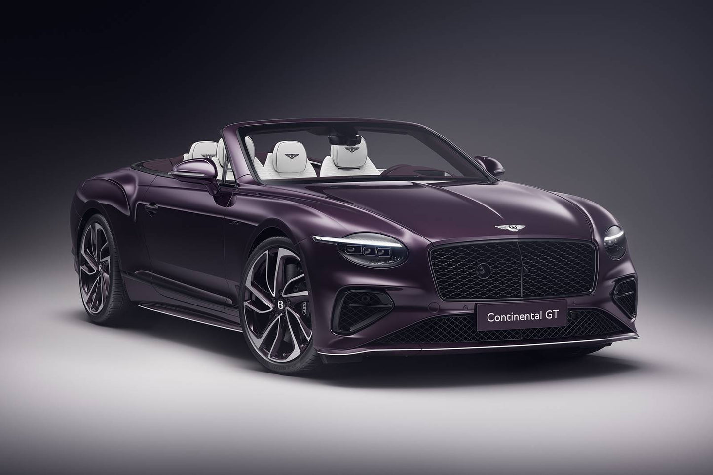 2025 Bentley Continental GT Mulliner 2dr Coupe AWD (4.0L 8cyl Turbo gas/electric plug-in hybrid 8AM)