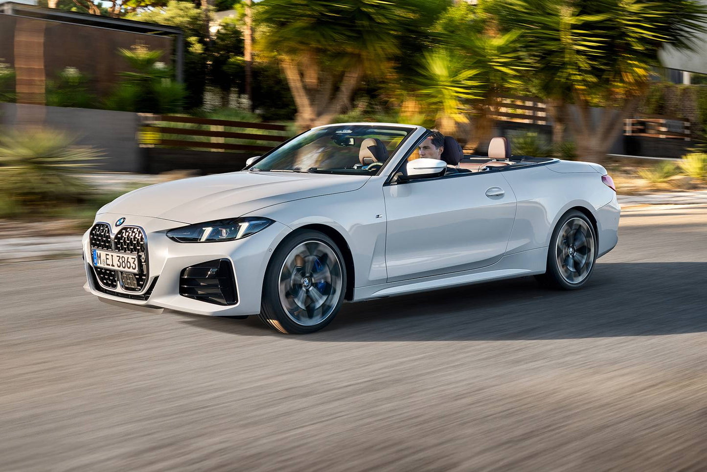 2025 BMW 4 Series 430i 2dr Coupe (2.0L 4cyl Turbo gas/electric mild hybrid 8A)