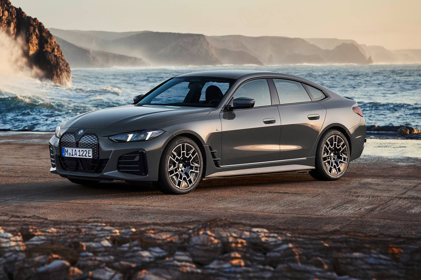 2025 BMW i4 xDrive40 4dr Sedan AWD (electric DD)